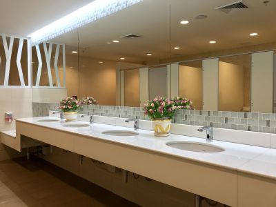 Wide-View Bathroom Photos